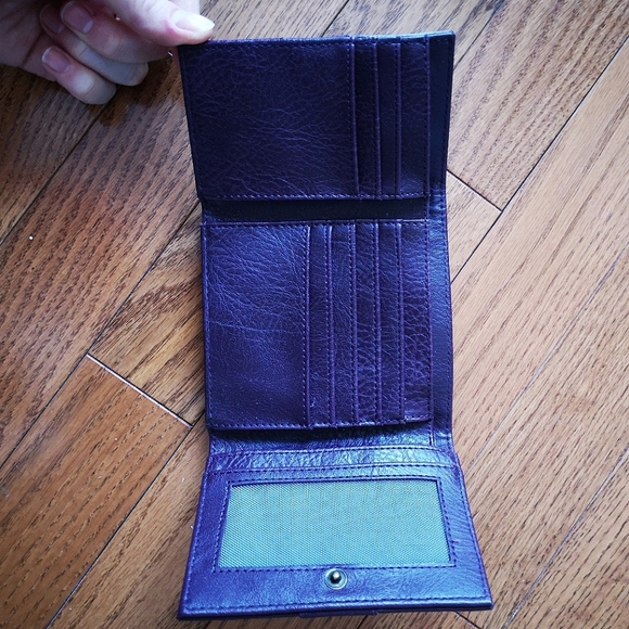 Samsara Vegan Leather Wallet - Picture 3 of 11